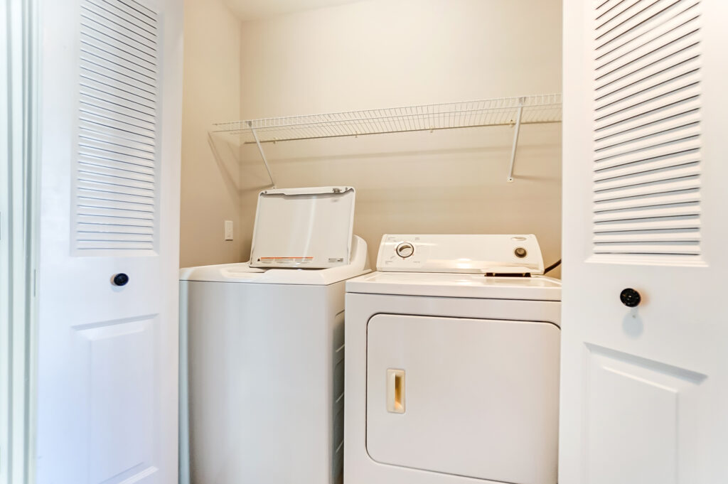 Gallery Coventry Court West & Poplar Ridge Apartments